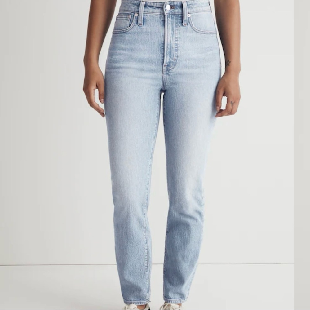 NWOT Madewell Curvy Perfect Vintage Jean in Merle Wash Size 33